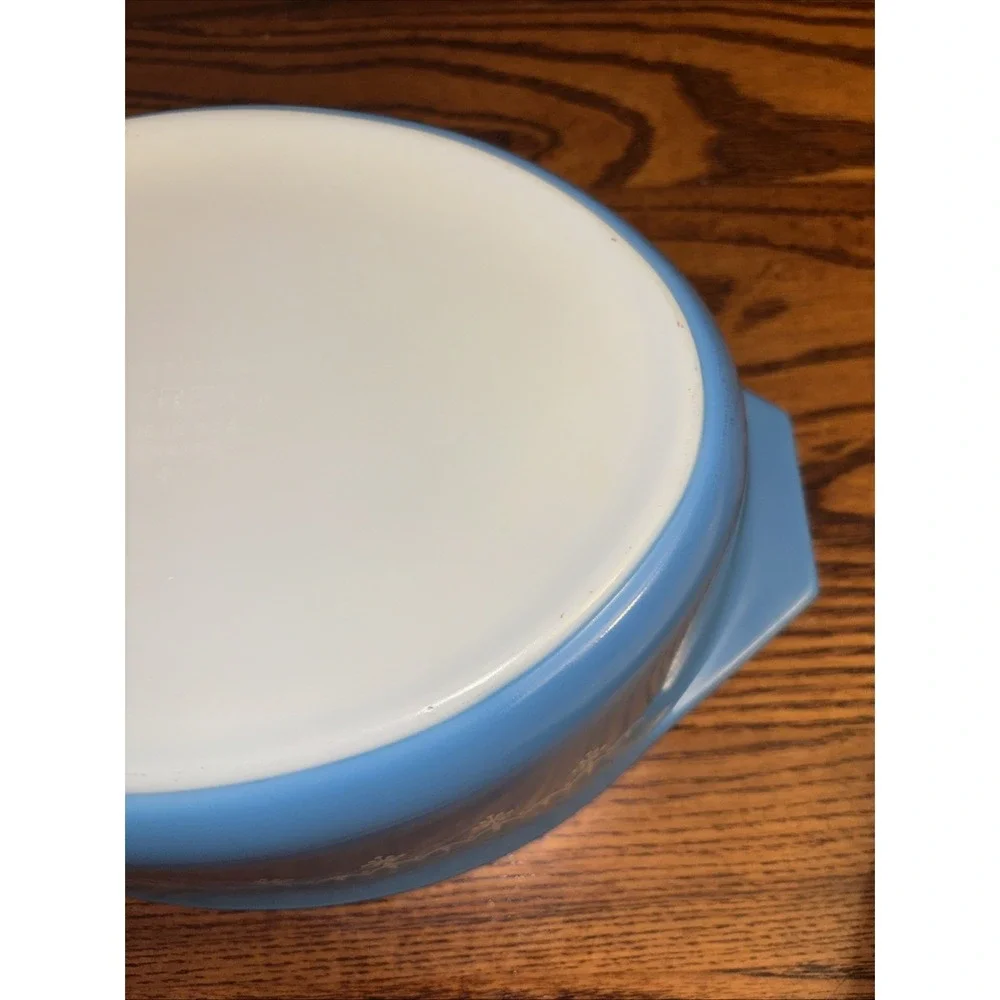 Vintage Pyrex Blue Snowflake Garland 045 2 1/2 QT Oval Casserole Dish W/Lid